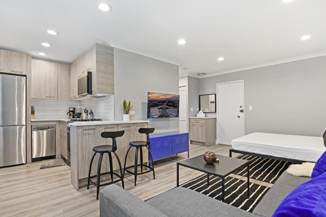 Sophisticated Studio Apartment With Modern Kitchen - Oakdale Od2 Rep シカゴ エクステリア 写真